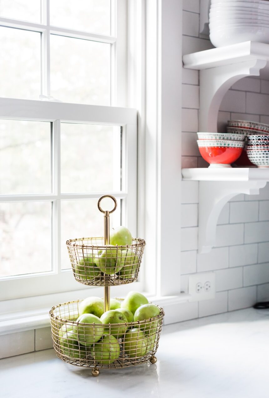 green-apples-basket-kitchen-counter-detail