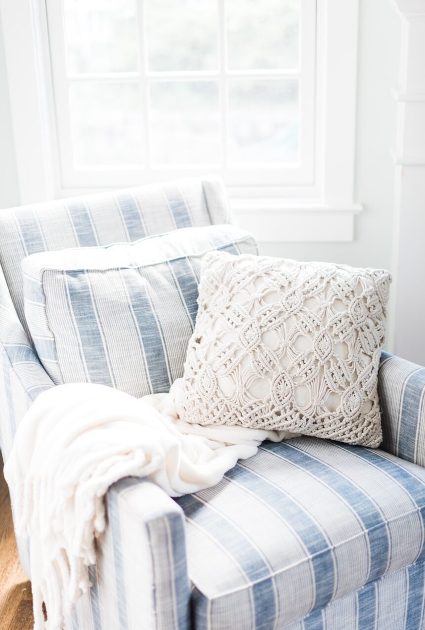striped-chair-macrame-accent-pillow